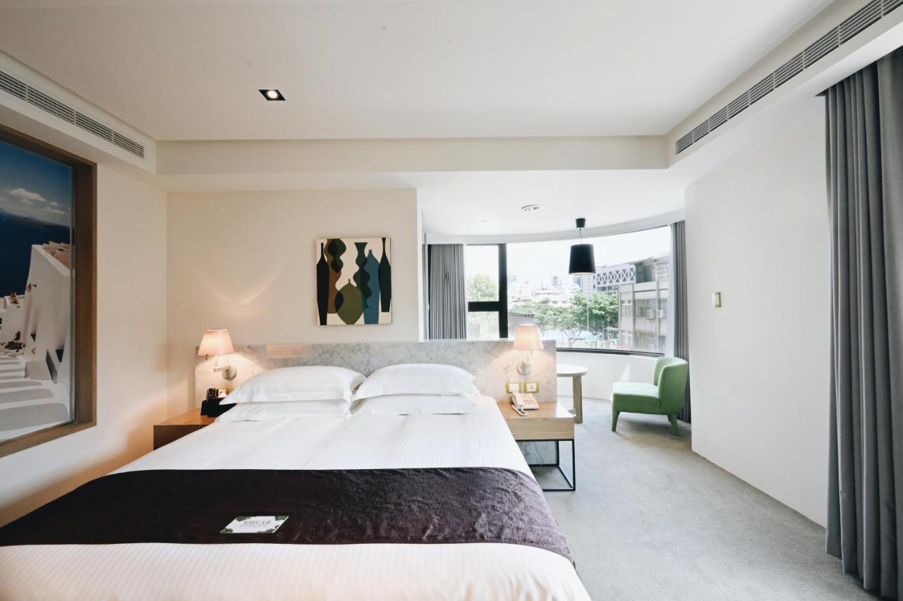 Gogo Hotel Taichung Exterior foto