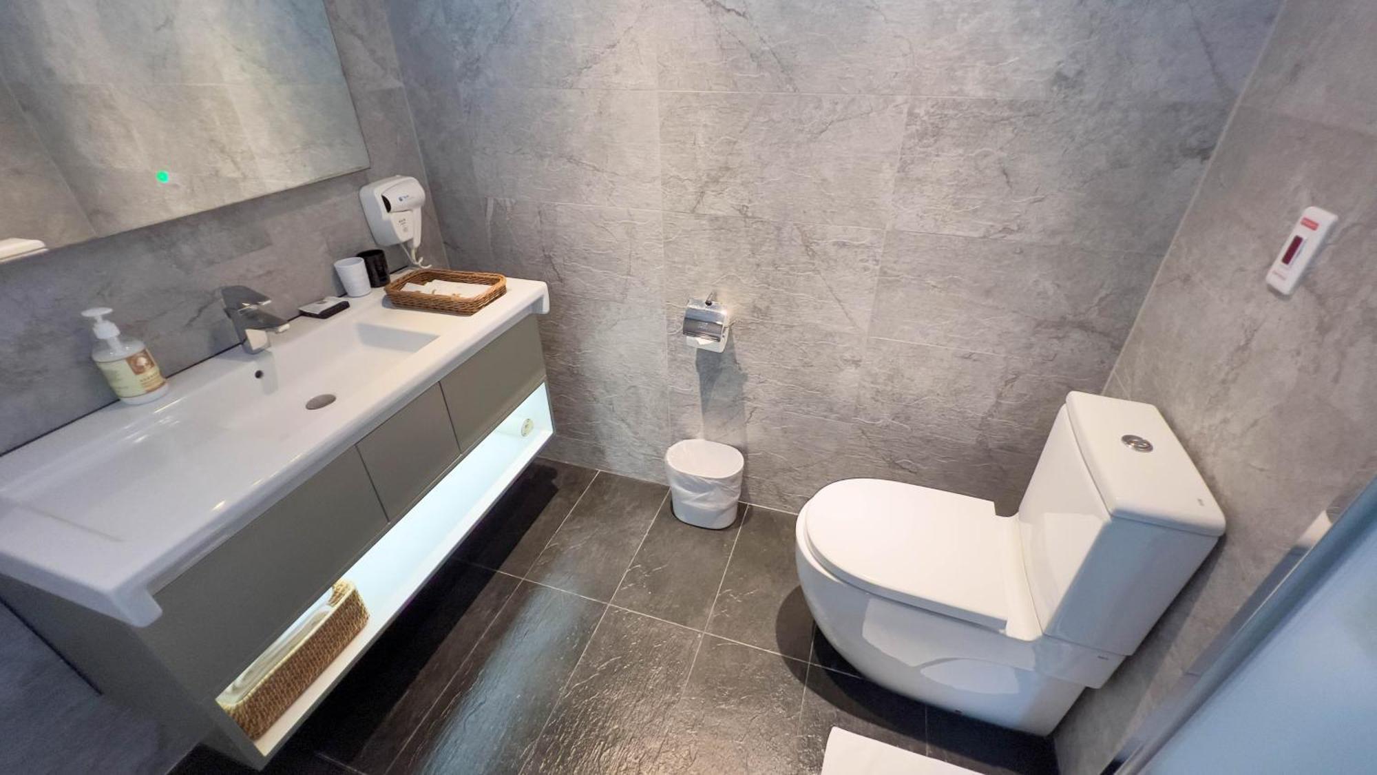 Gogo Hotel Taichung Zimmer foto